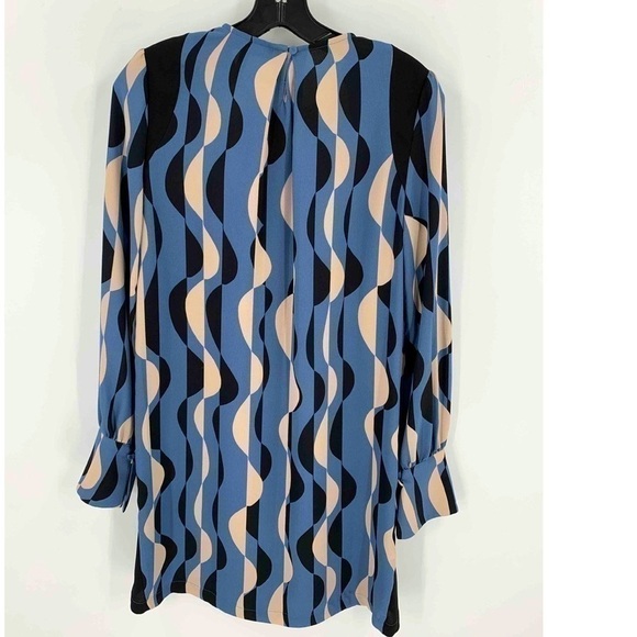 BCBG Maxazria adorable geometric print easy statement dress - Picture 8 of 9